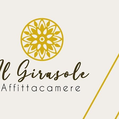 Готель Il Girasole Порто-Торрес Екстер'єр фото